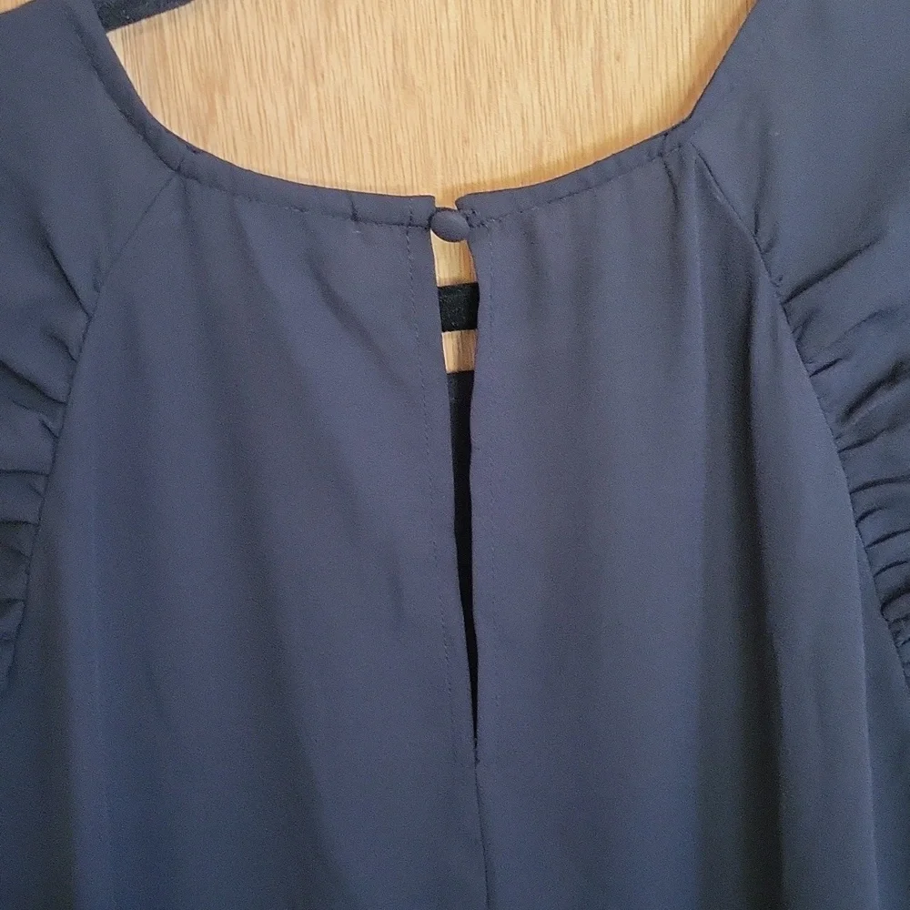 Who What Wear black chiffon style puff pleated long sleeve blouse. Med - Picture 6 of 14